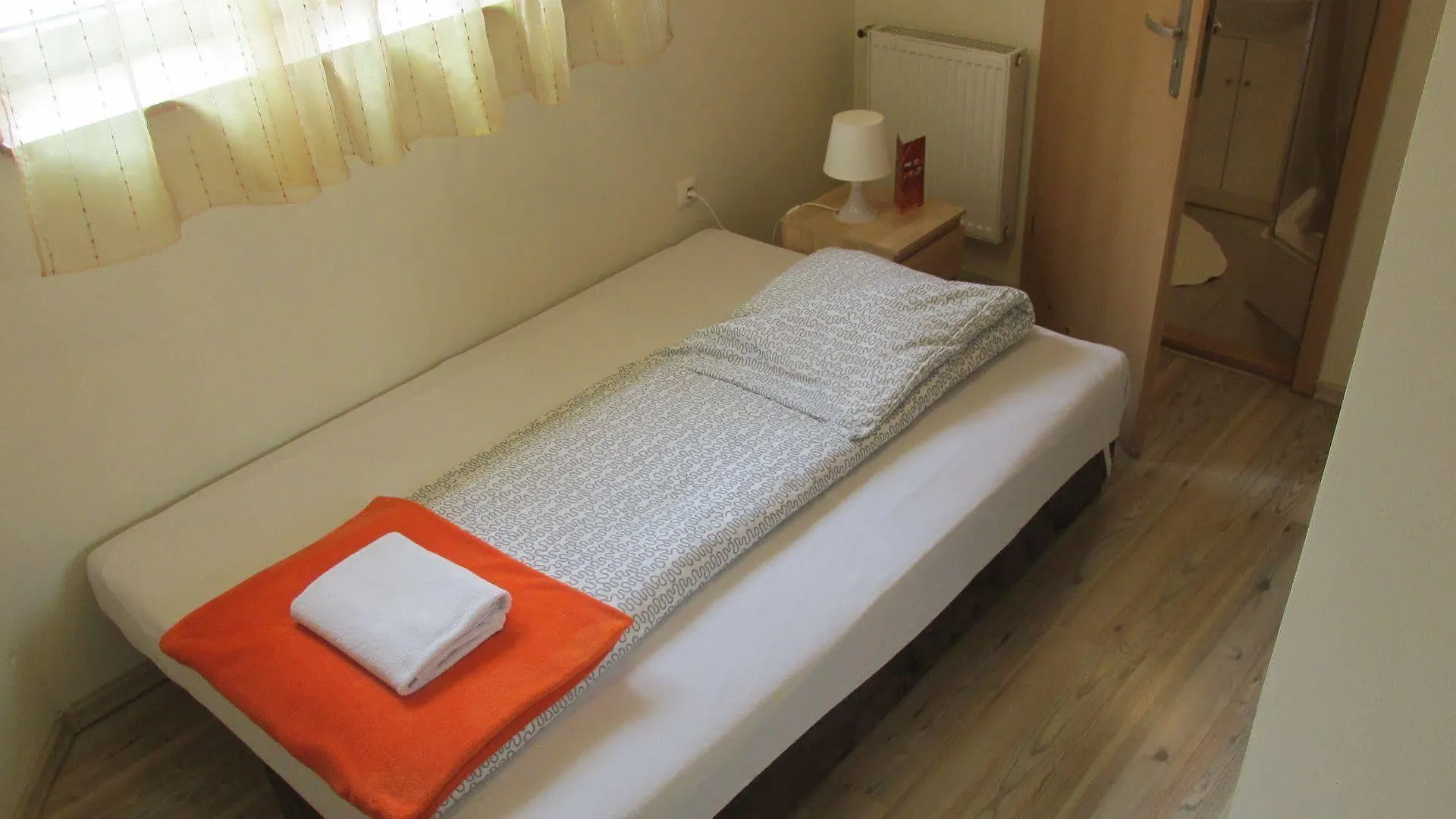 Euro-Room Rooms & Apartments Kraków Polska